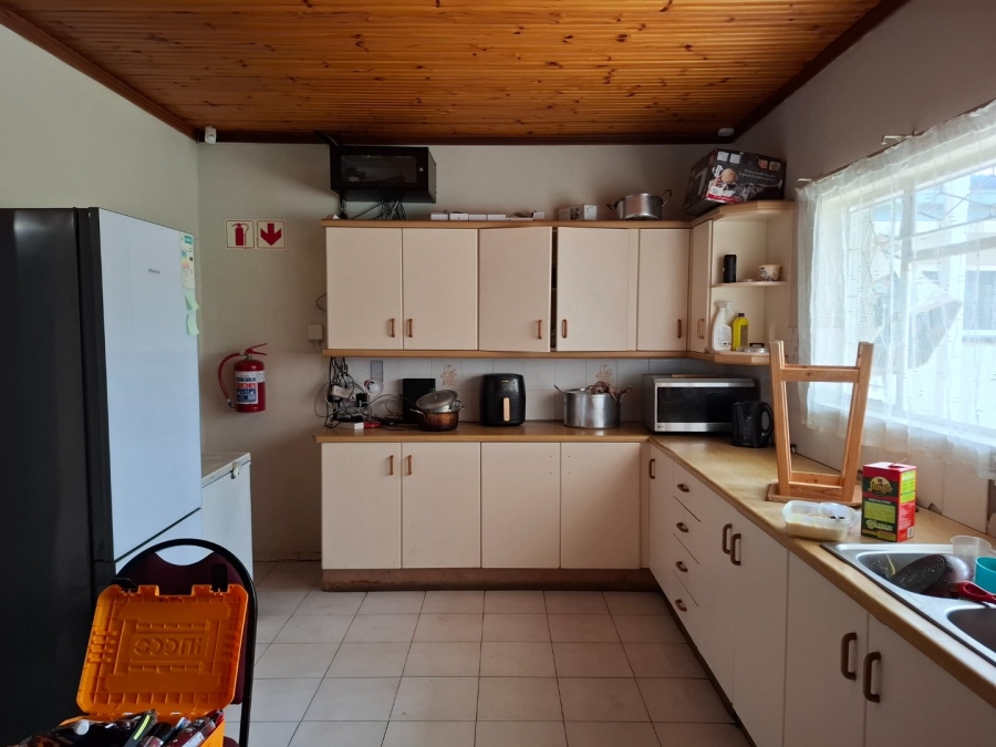 13 Bedroom Property for Sale in Universitas Free State